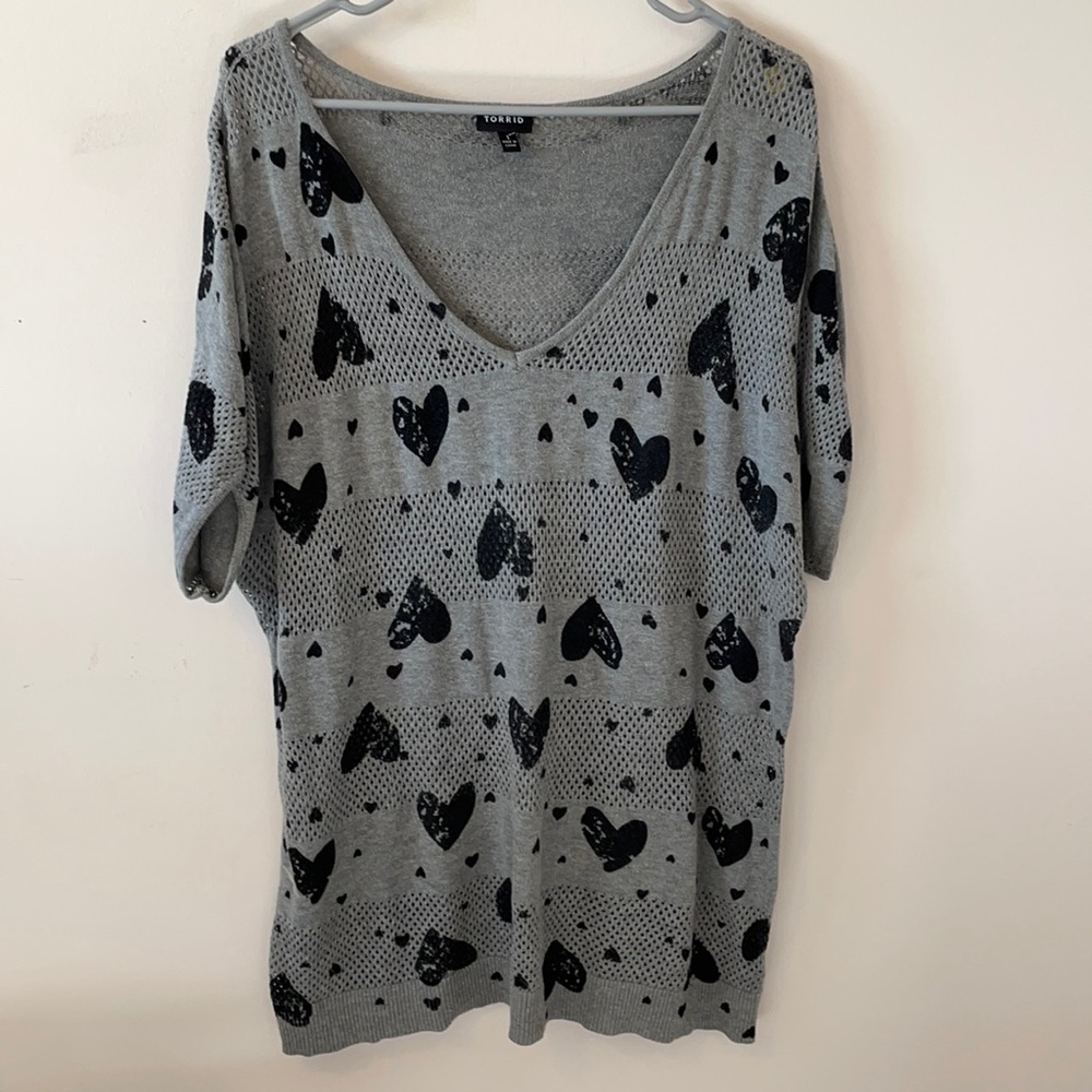 Torrid Open Stitch Grey/Black Heart Sweater- Size 1